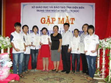 Gặp mặt đội tuyển thi chứng chỉ tiếng Anh quốc tế