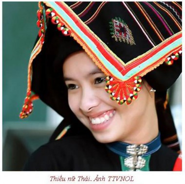 Truyện thơ KHUN LÚ- NÁNG ỦA - Phần 2 - Sầm Văn Bình thực hiện bản phiên âm theo tiếng Thái Nghệ An