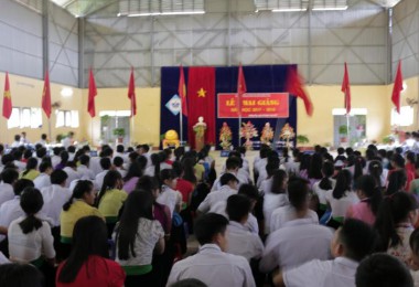 LỄ KHAI GIẢNG NĂM HỌC 2017-2018 TRƯỜNG PTDTNT THPT HUYỆN MƯỜNG ẢNG
