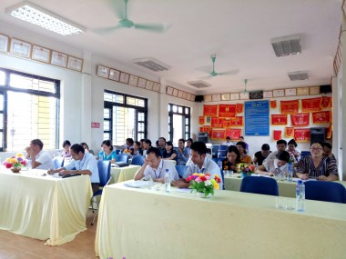 HỘI NGHỊ CÔNG NHÂN VIÊN CHỨC TRƯỜNG PTDTNT THPT MƯỜNG ẢNG