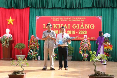 LỄ KHAI GIẢNG NĂM HỌC MỚI 2019 – 2020 CỦA TRƯỜNG PTDTNT THPT HUYỆN MƯỜNG ẢNG