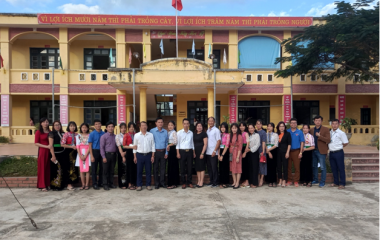 BAN TUYÊN GIÁO TỈNH ỦY ĐỒNG THÁP LÀM VIỆC VỚI TRƯỜNG PTDTNT THPT HUYỆN MƯỜNG ẢNG