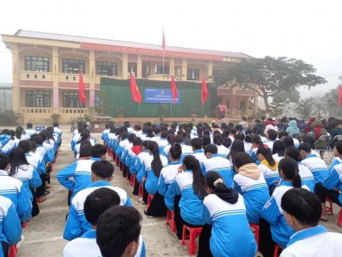 Diễn đàn “Xây dựng tình bạn đẹp – Nói không với bạo lực học đường”