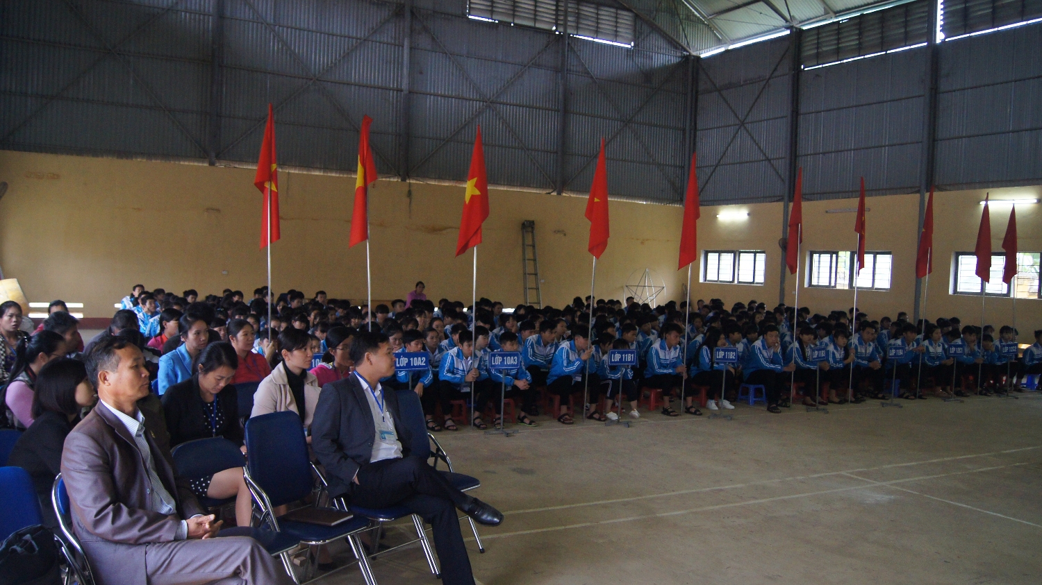 Truyền thông trực tiếp về phòng, chống tác hại của thuốc lá và xây dựng trường học không khói thuốc