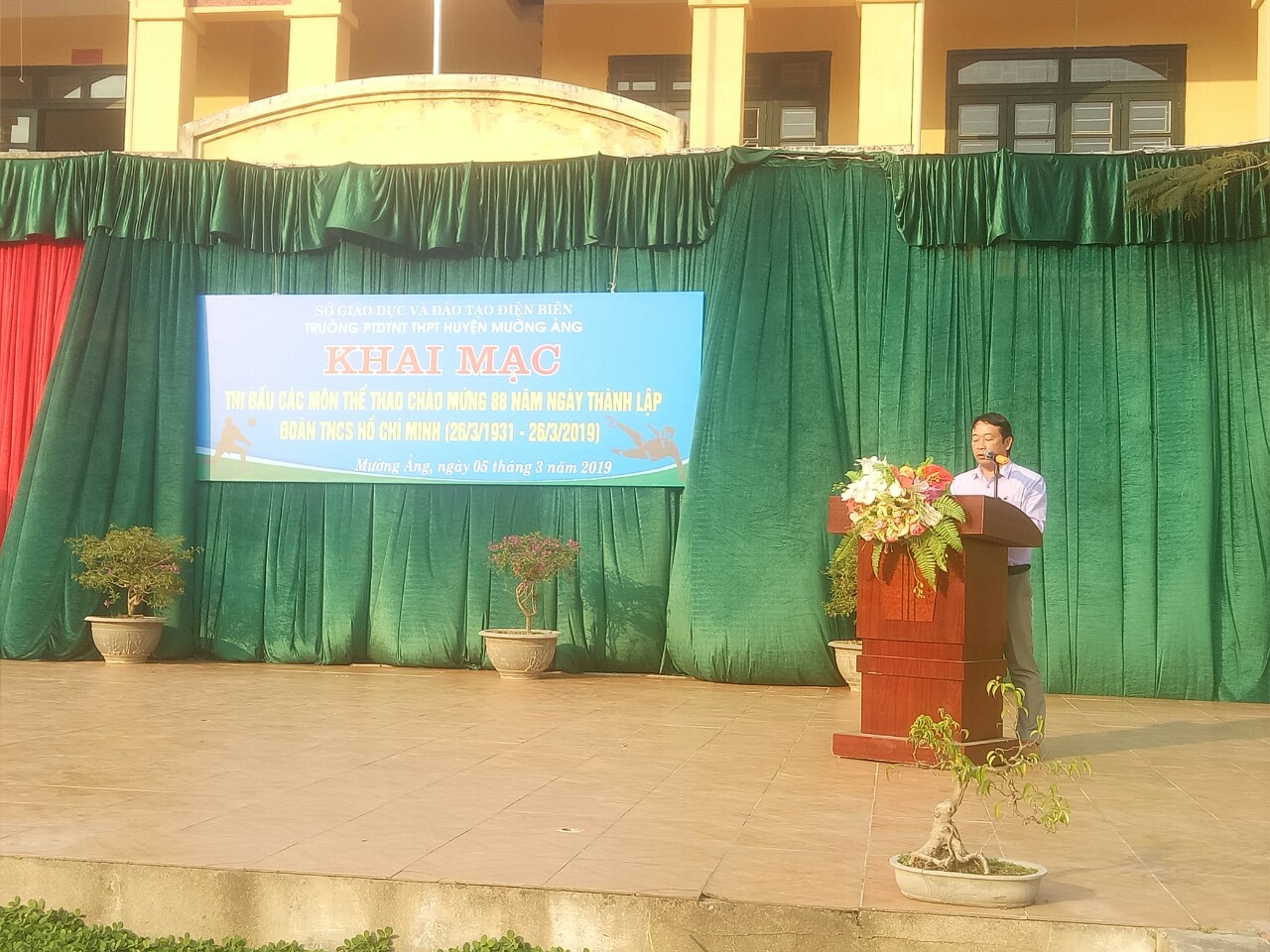 HỘI THAO CHÀO MỪNG 88 NĂM NGÀY THÀNH LẬP ĐOÀN TNCS HỒ CHÍ MINH