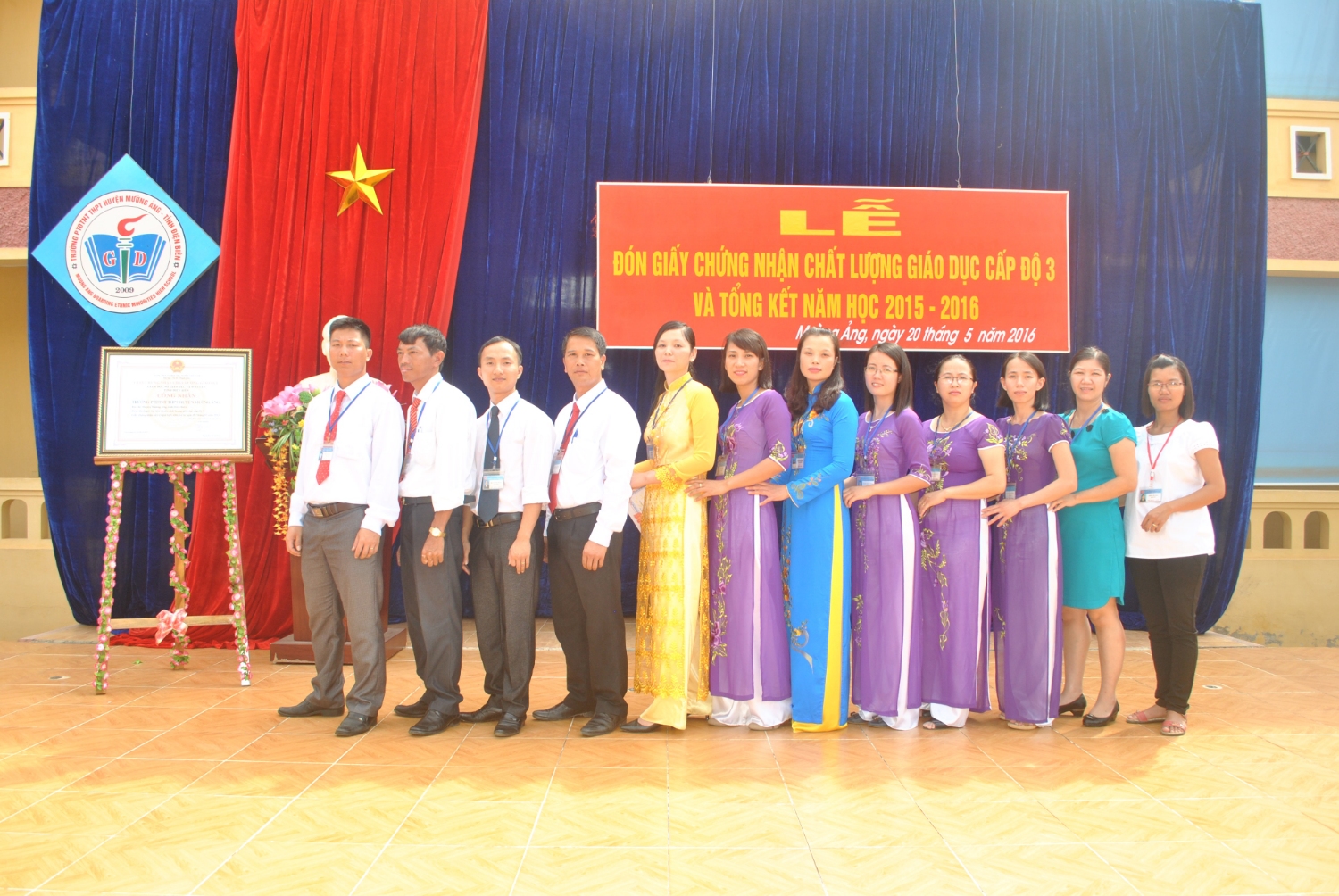 Ảnh 1 Các thầy cô giáo trong Tổ KHTN